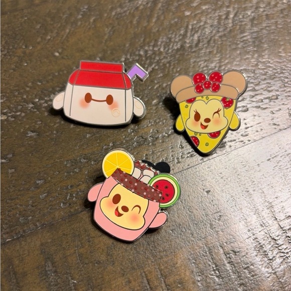 Disney Accessories - Disney Munchling Pins